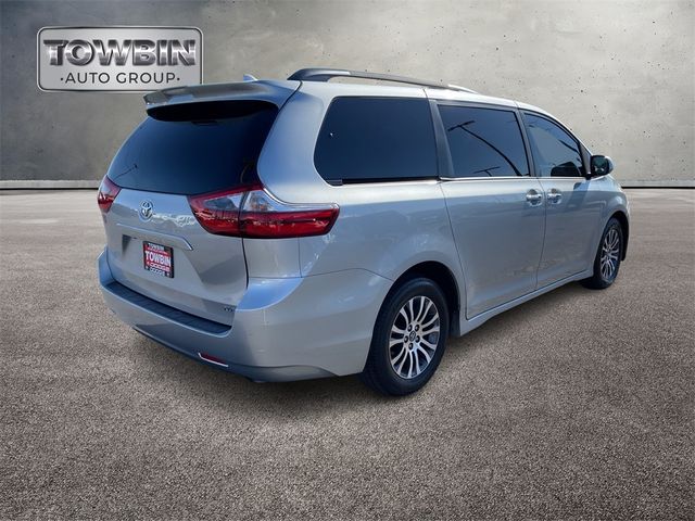 2020 Toyota Sienna 