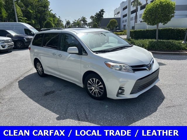 2020 Toyota Sienna XLE