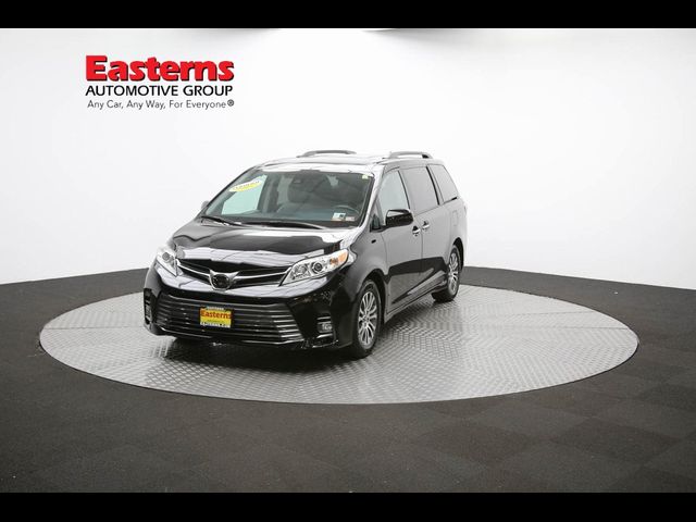 2020 Toyota Sienna 