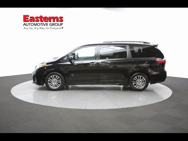 2020 Toyota Sienna 