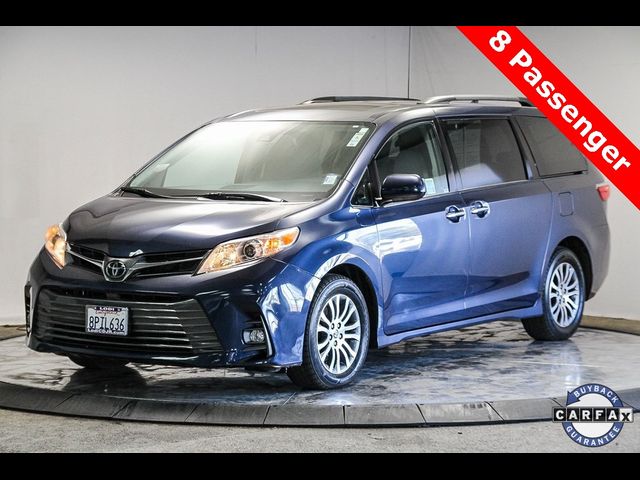 2020 Toyota Sienna 