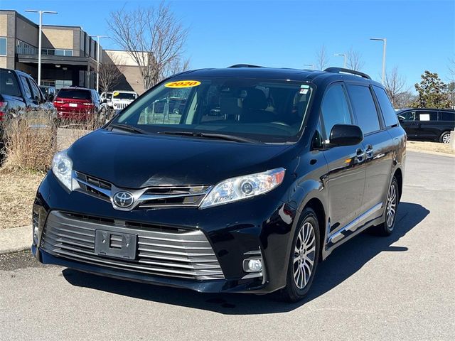 2020 Toyota Sienna XLE Premium