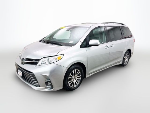 2020 Toyota Sienna 