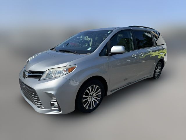 2020 Toyota Sienna XLE Premium