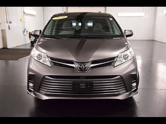 2020 Toyota Sienna XLE Auto Access Seat