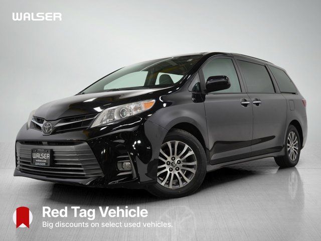 2020 Toyota Sienna 