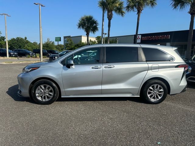 2020 Toyota Sienna 