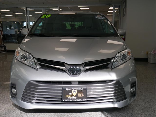 2020 Toyota Sienna XLE