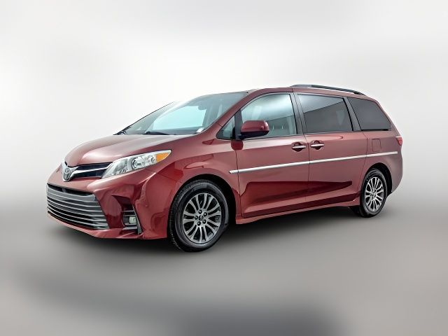 2020 Toyota Sienna XLE Auto Access Seat