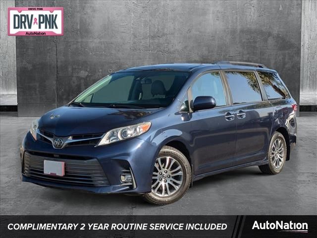 2020 Toyota Sienna XLE Premium