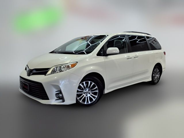 2020 Toyota Sienna 