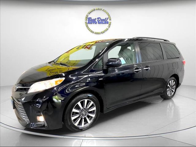 2020 Toyota Sienna 
