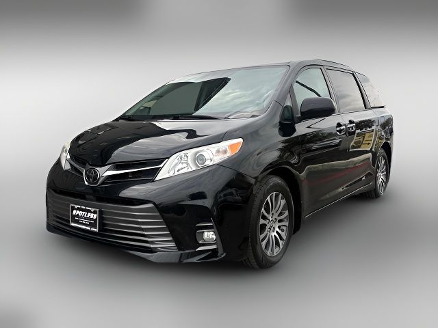 2020 Toyota Sienna 