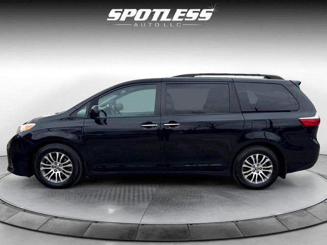 2020 Toyota Sienna Limited Premium
