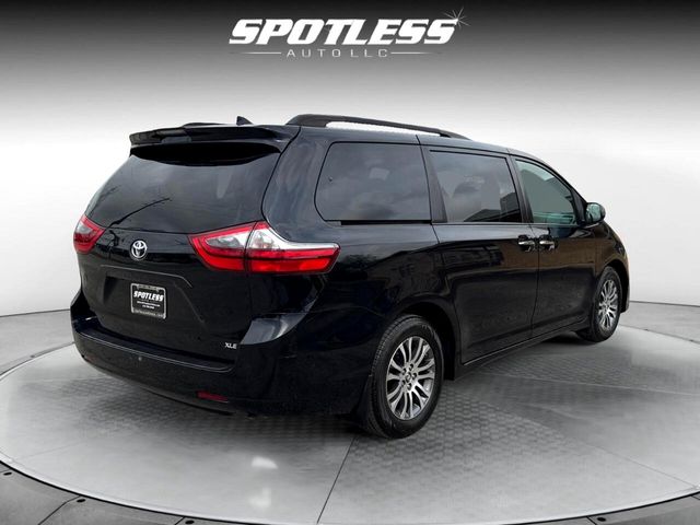 2020 Toyota Sienna Limited Premium