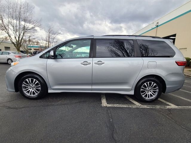 2020 Toyota Sienna 