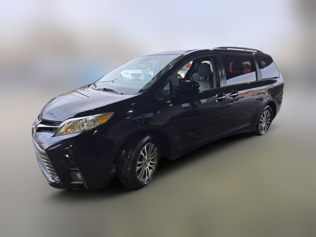 2020 Toyota Sienna 