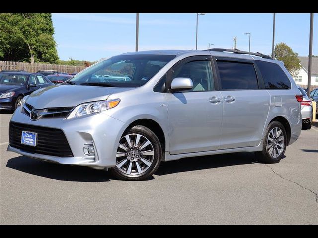 2020 Toyota Sienna 