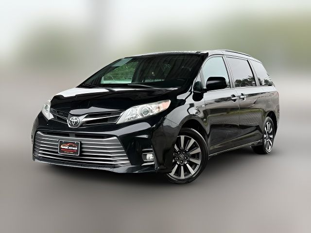 2020 Toyota Sienna XLE