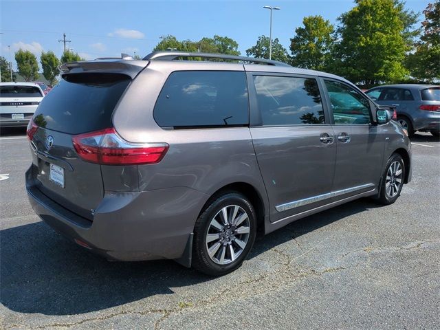 2020 Toyota Sienna XLE Premium