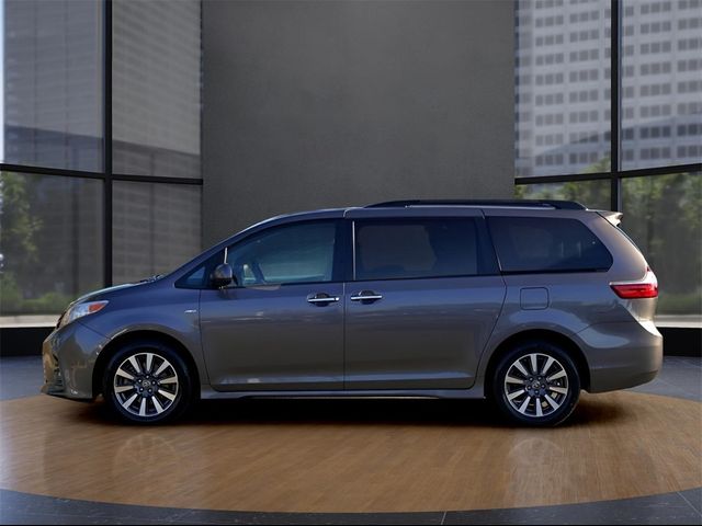 2020 Toyota Sienna XLE Premium