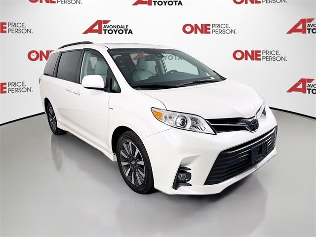 2020 Toyota Sienna XLE Premium