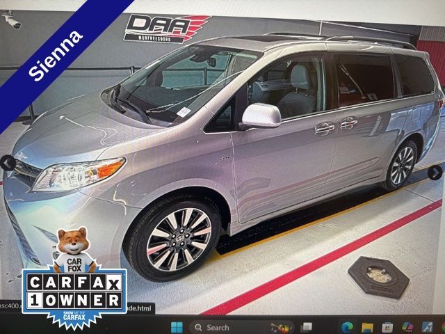 2020 Toyota Sienna XLE Premium