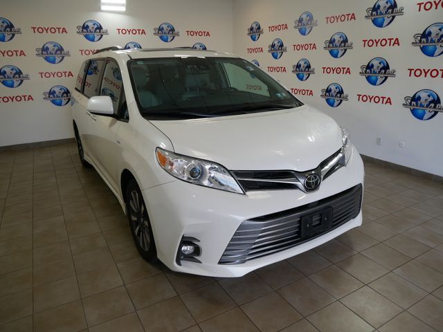 2020 Toyota Sienna XLE Premium