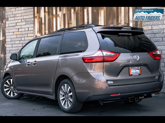 2020 Toyota Sienna XLE Premium