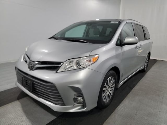 2020 Toyota Sienna XLE Premium