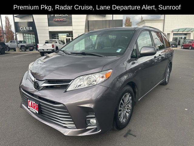 2020 Toyota Sienna XLE Premium