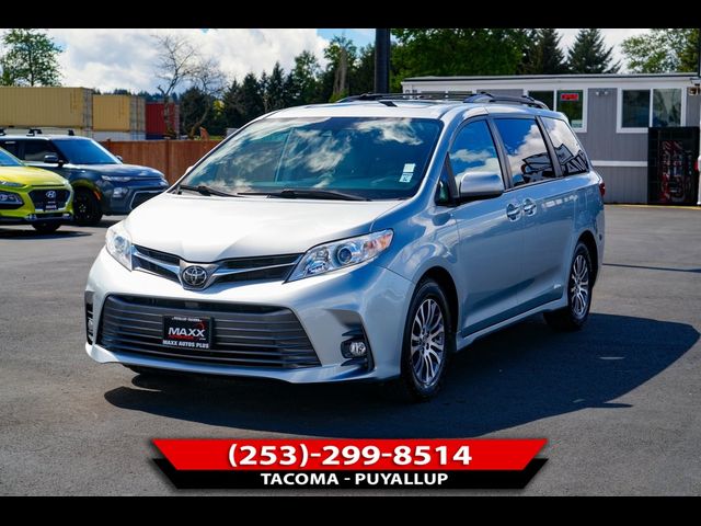 2020 Toyota Sienna XLE Premium