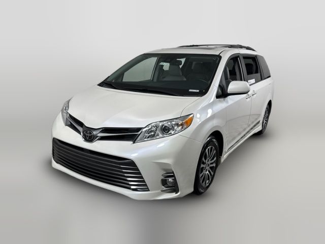 2020 Toyota Sienna XLE Premium