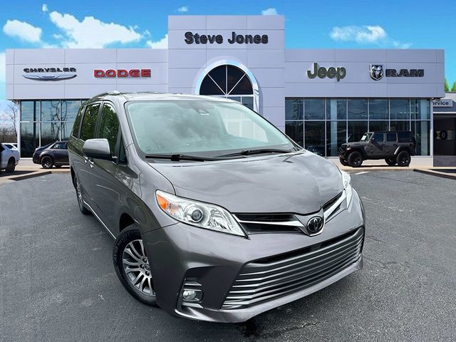 2020 Toyota Sienna XLE Premium