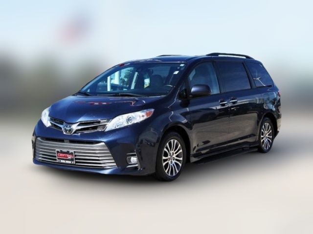 2020 Toyota Sienna XLE Premium