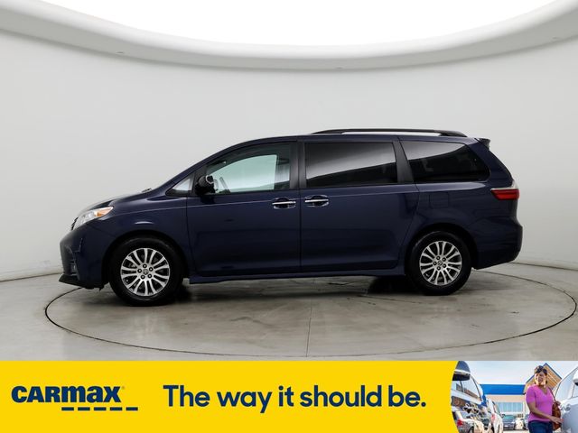 2020 Toyota Sienna XLE Premium