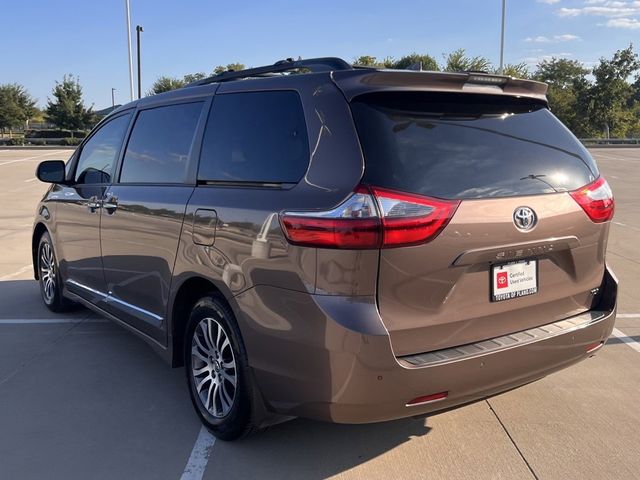 2020 Toyota Sienna XLE Premium