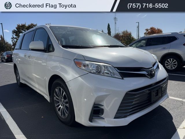 2020 Toyota Sienna XLE Premium