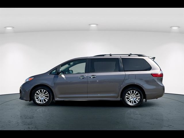 2020 Toyota Sienna XLE Premium