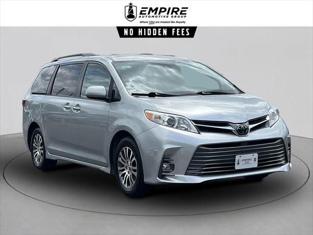 2020 Toyota Sienna XLE Premium