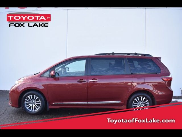 2020 Toyota Sienna XLE Premium