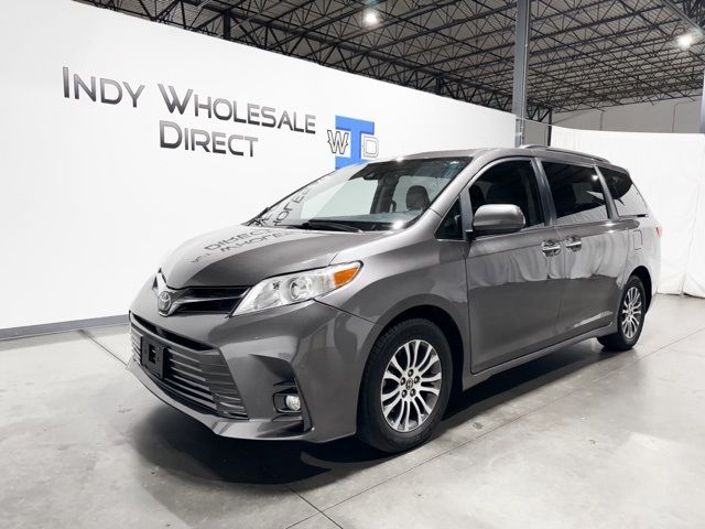 2020 Toyota Sienna XLE Premium