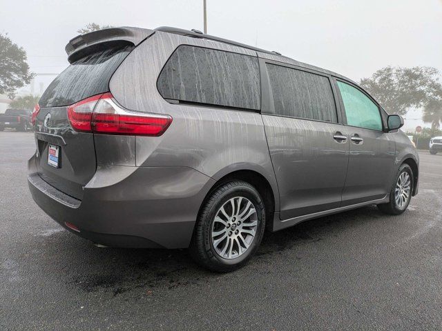 2020 Toyota Sienna Limited