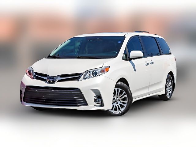 2020 Toyota Sienna XLE Premium