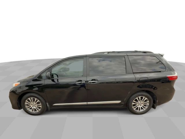 2020 Toyota Sienna XLE Premium