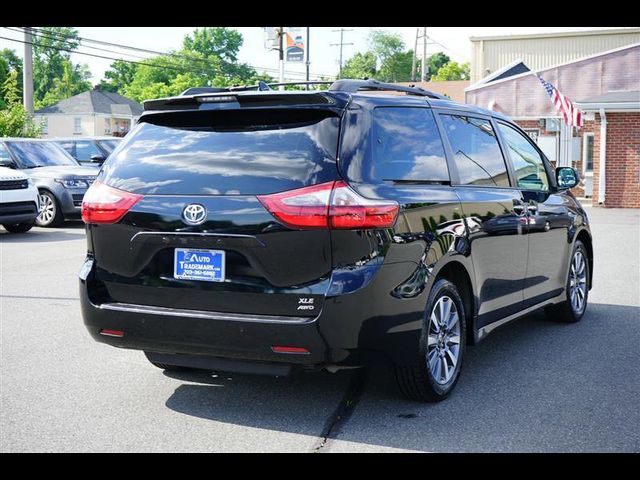 2020 Toyota Sienna XLE Premium