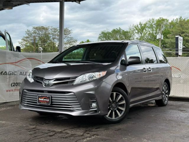 2020 Toyota Sienna XLE Premium