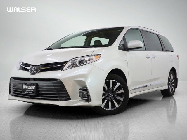 2020 Toyota Sienna XLE