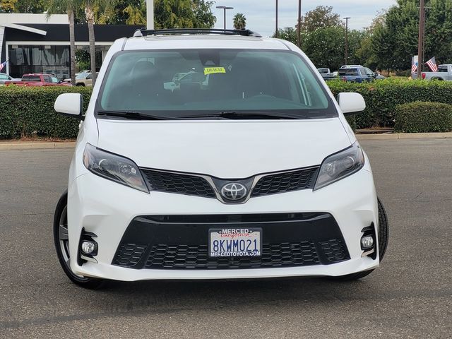 2020 Toyota Sienna 