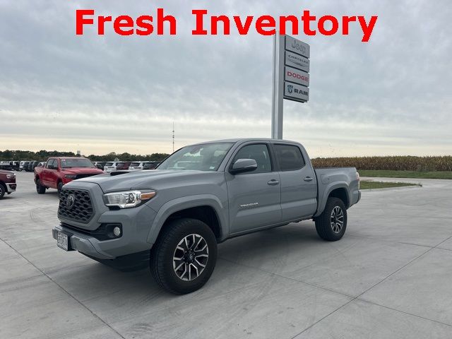 2020 Toyota Tacoma TRD Sport